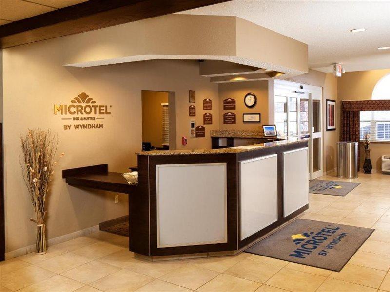 Microtel Inn & Suites - St Clairsville St. Clairsville Exterior foto